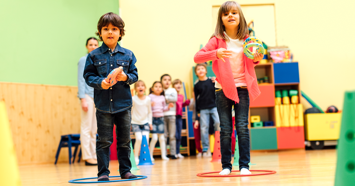 25 Minute to Win It Class Party Games